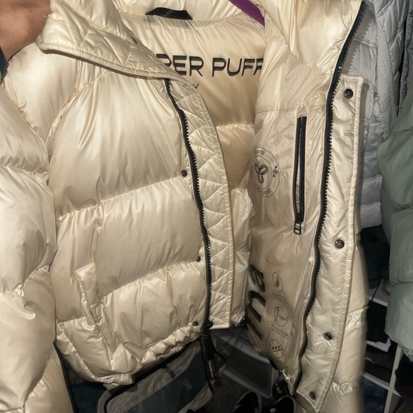 Superdry White Puffer Jacket - Picture 5 of 5